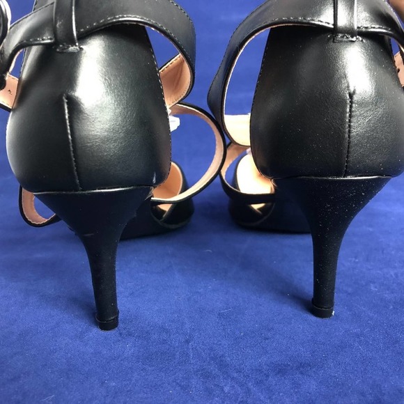 SALE - NWOB Journey + Crew Strappy Black Pumps - Picture 7 of 10
